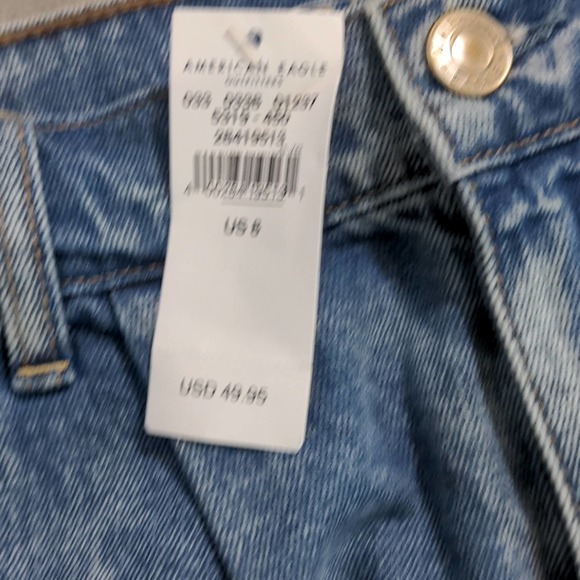 NWT American Eagle high rise mom shorts Size 8 - Picture 9 of 10